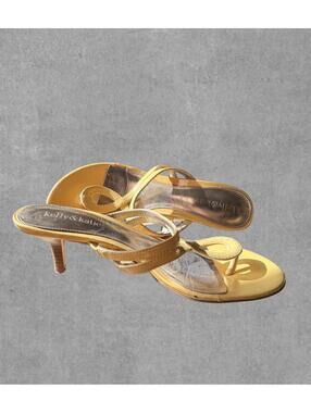 Kelly & Katie Butter Yellow Kitten Heels – Strappy Sandals | Size 7.5